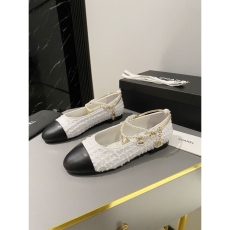 Chanel Low Shoes